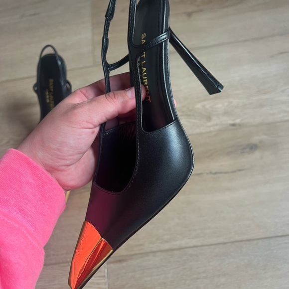 Saint Laurent JEANNE SLINGBACK PUMPS IN SMOOTH LEATHER - Picture 4 of 13